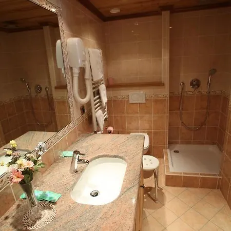 La Cremaillere Hotel 2*