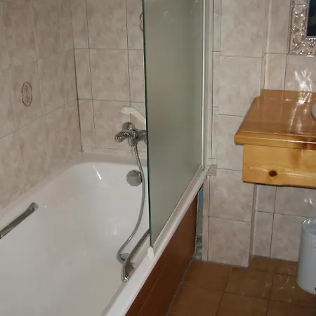 La Cremaillere 2*